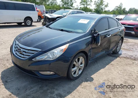 2011 Hyundai Sonata Limited z USA, uszkodzony, nr VIN 5NPEC4AC8BH023108